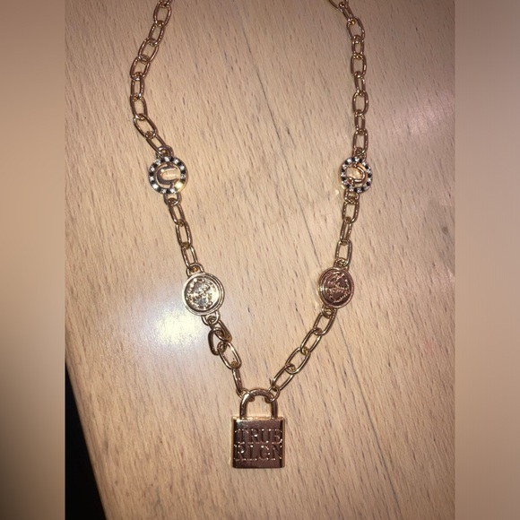 True Religion Rhinestone Horseshoe, Buddha, Padlock Chain Necklace Gold - Picture 7 of 7